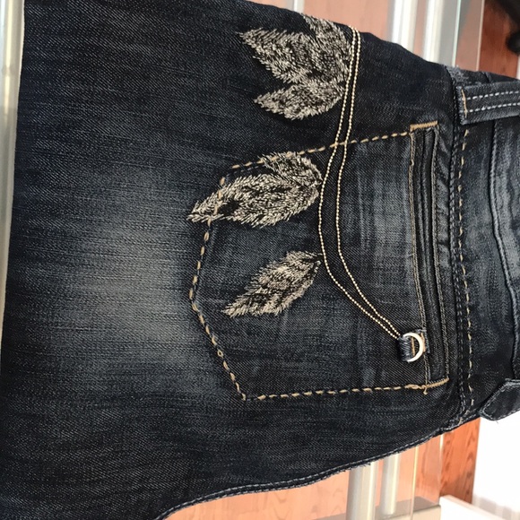 Guess premium denim with details - Picture 9 of 16